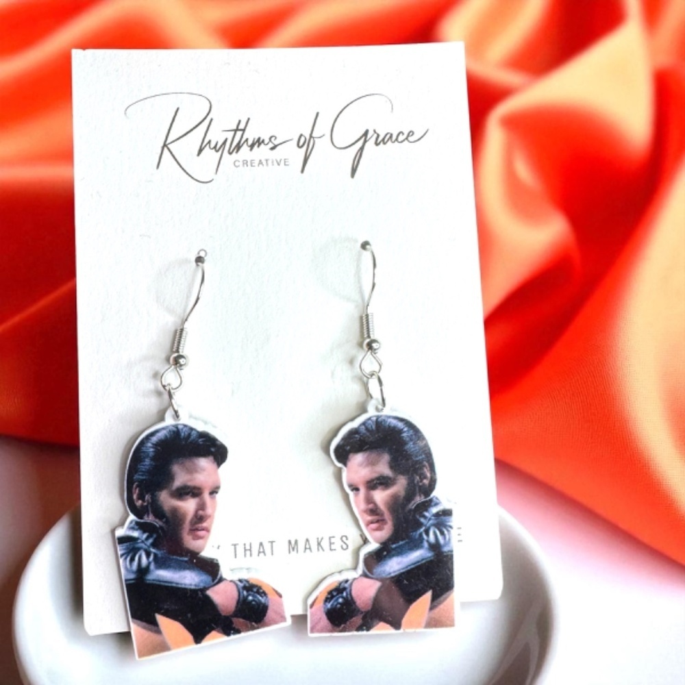 Rock Your Style: Elvis Presley Dangle Earrings – Iconic Vibes in Every Pair! 🎤